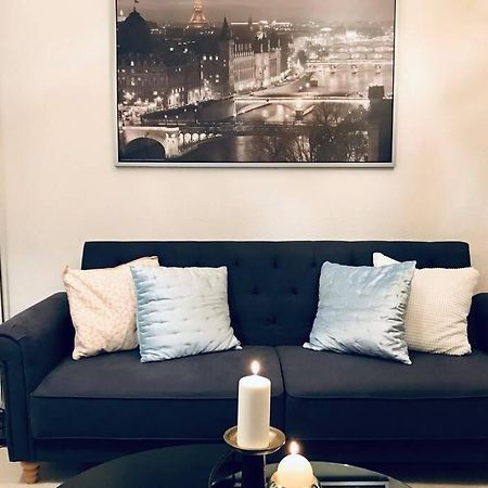 Home In The Heart Of Mannheim, Free Parking, Netflix, Fast Wifi Extérieur photo