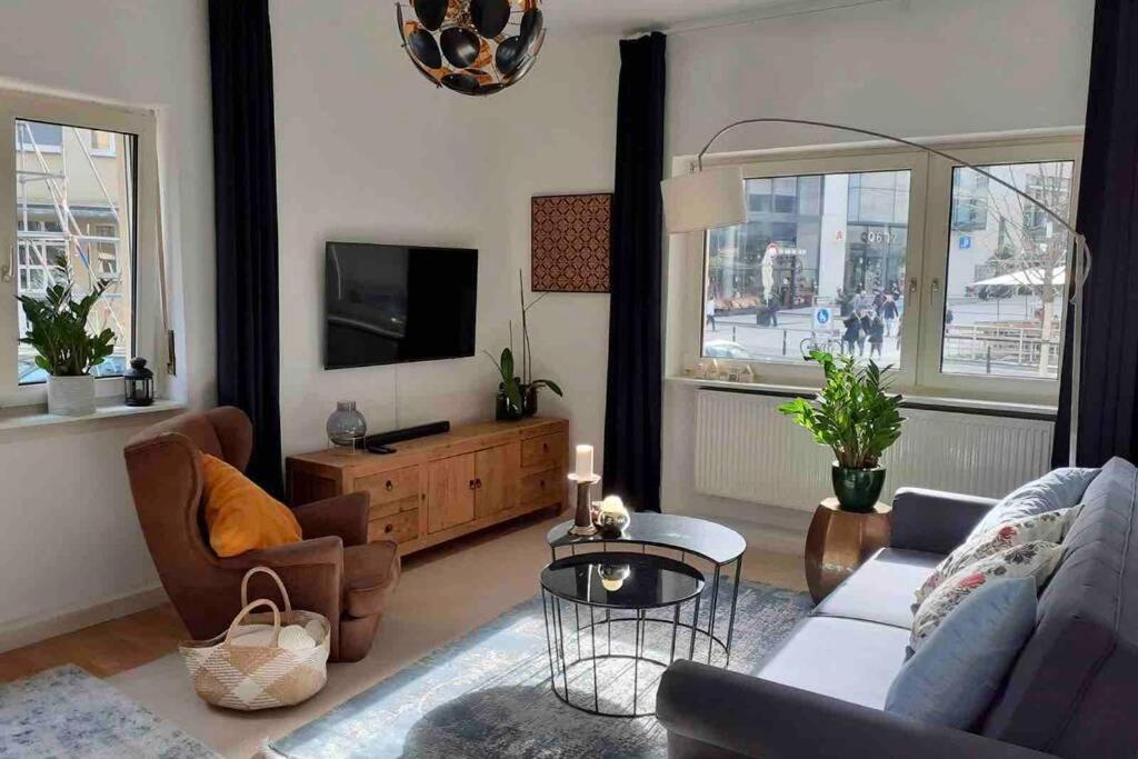 Home In The Heart Of Mannheim, Free Parking, Netflix, Fast Wifi Extérieur photo